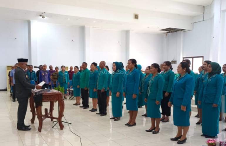 Bupati Lembata Resmi Lantik 35 Pengurus Tim Penggerak PKK dan Tim Pembina Posyandu