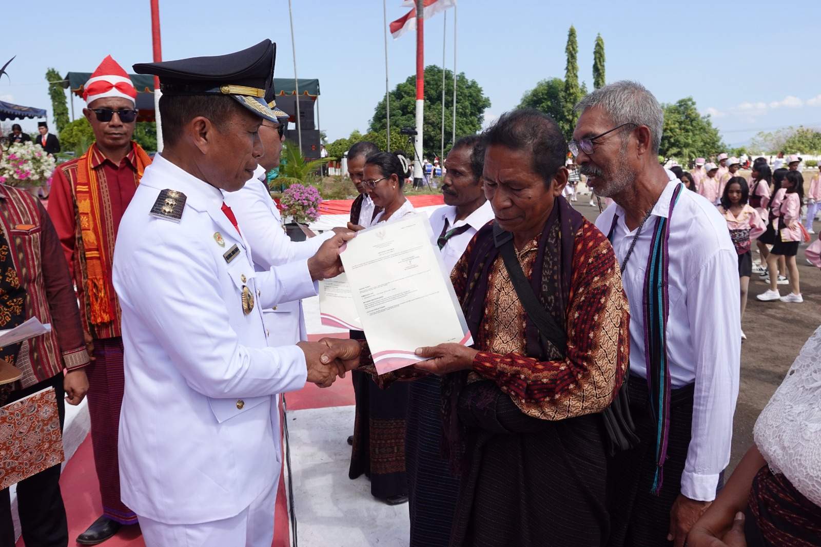 Momentum HUT ke-81 RI, PTSL Lembata Terbitkan 2.012 Sertipikat Tanah